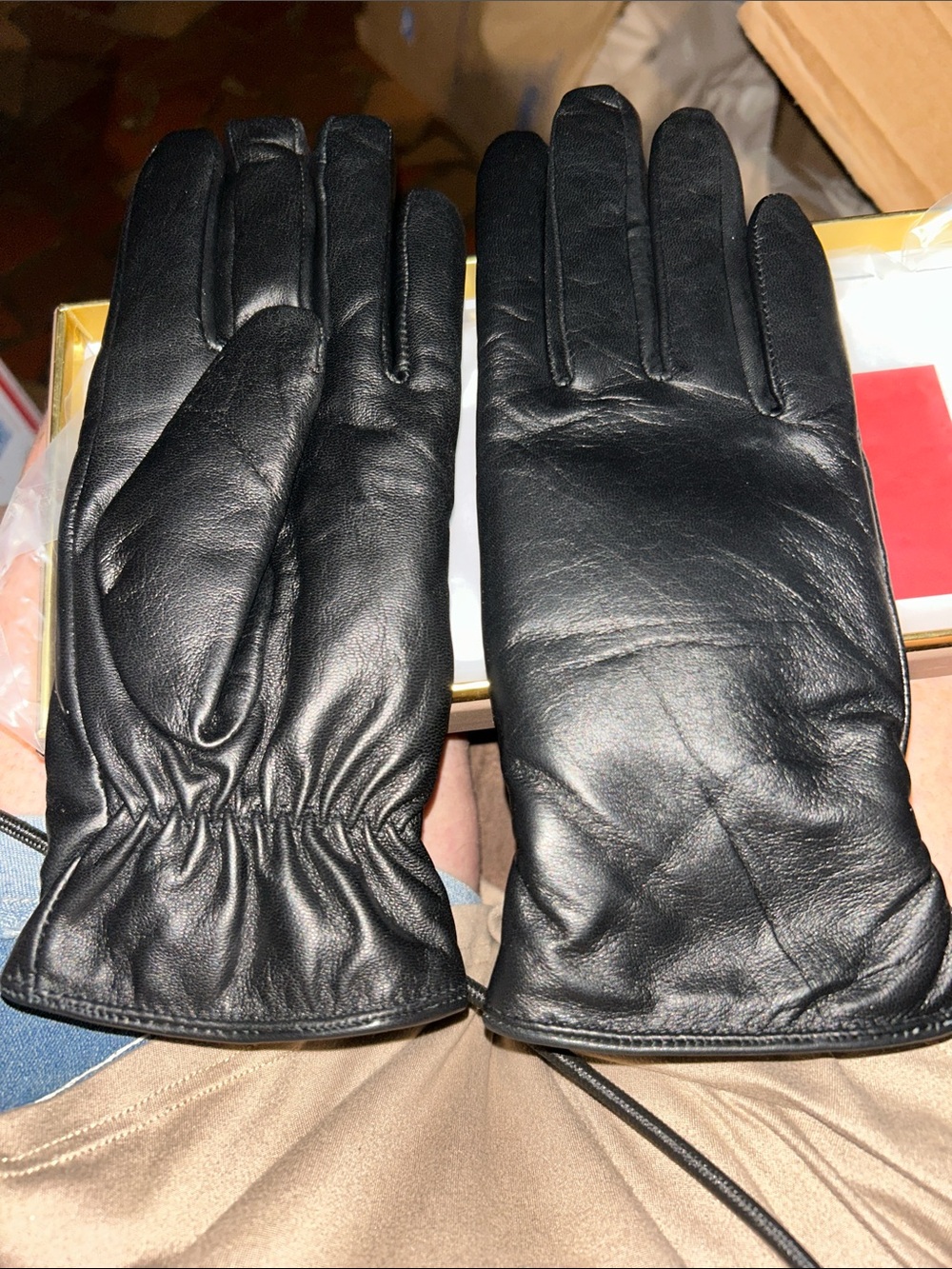 ladies  Black Leather Gloves - Classic Winter Gloves